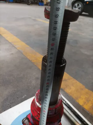 Lote herramientas: Gato, llave y más