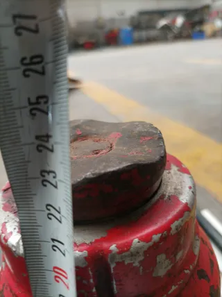 Lote herramientas: Gato, llave y más