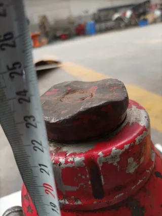 Lote herramientas: Gato, llave y más