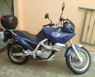 BMW F650ST azul con baúl.  Se puede conducir A2