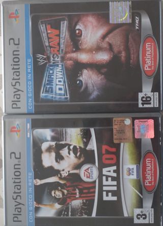 Giochi PS2: WWE SmackDown vs Raw + FIFA 07