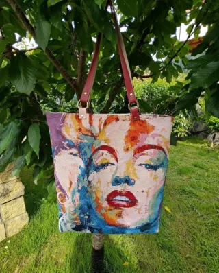 Bolso reversible.Hecho a mano.Asas piel