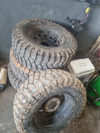 Llantas 16 desplazadas con neumaticos