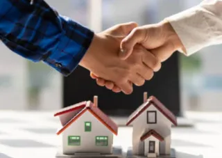 Profesional inmobiliario con 22 años experiencia.