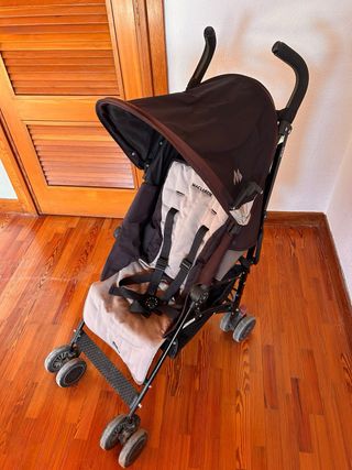 Silla de paseo Maclaren Quest con capota de lluvia