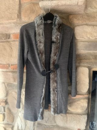 Cardigan donna grigio con pelliccia