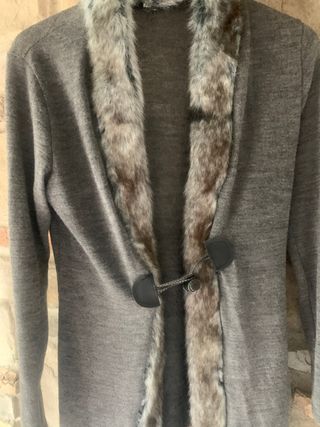 Cardigan donna grigio con pelliccia
