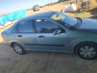 Ford Focus 2000