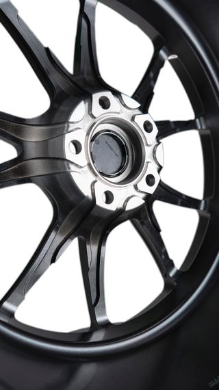 LLANTAS TROFEO RAACING DIVISION 18"