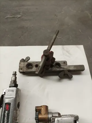 Herramientas Neumáticas y Gato tijera