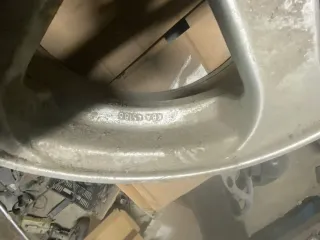 Llanta Rial plateada