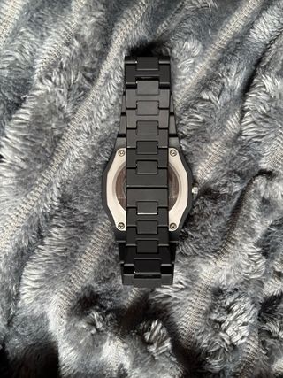Reloj MERUD Negro Cifras Árabes Elegante