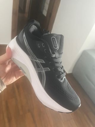 Deportivas Asics Nuevas Talla [Talla]