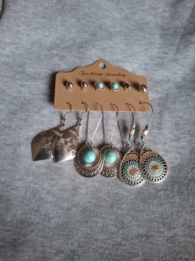 Set de Pendientes Plateados y Turquesa