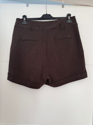 Shorts marrones Stradivarius