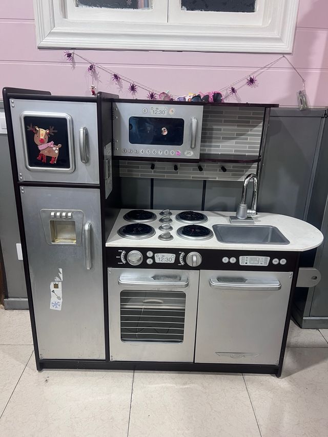 Cocinita de juguete madera