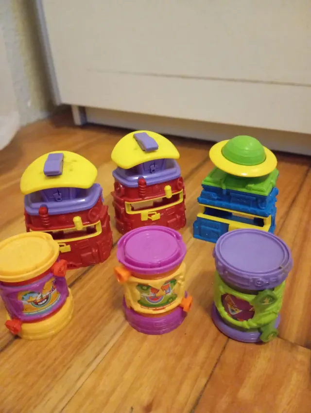 Lote de figuras SuperThings