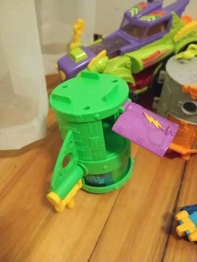 Lote de figuras SuperThings