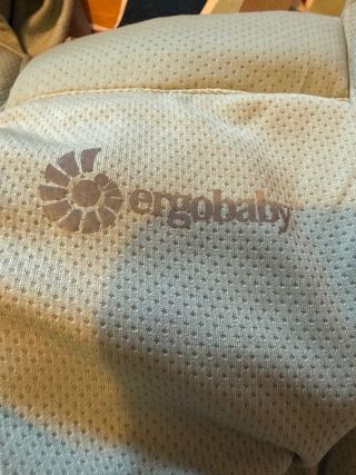 Mochila Portabebés Ergobaby Embrace Recién Nacido