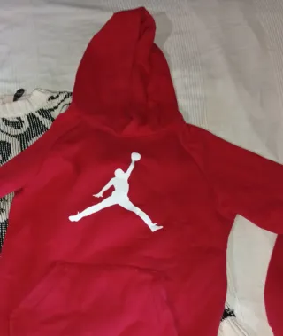 Lote 2 jerseys chico Talla M