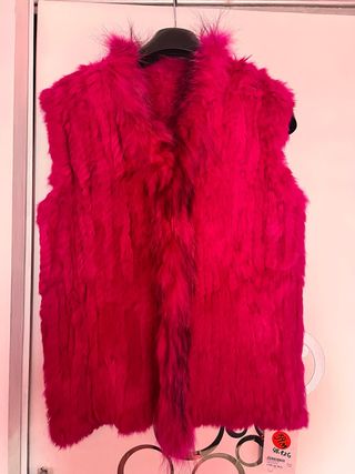 Chaleco Pelo Natural color fucsia