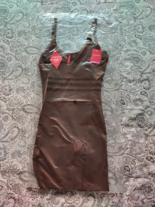 Faja Bodysuit Spanx Invisible Open-Bust Mid-Thigh