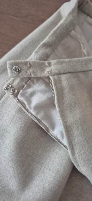 Gonna al ginocchio fatta a mano