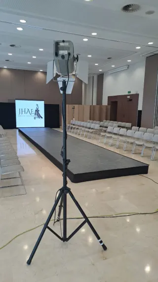 Alquiler y montaje de escenario y tarimas