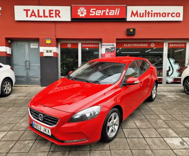 Volvo V40 2015
