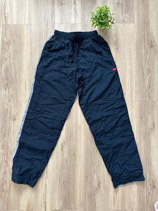 Pantalones deportivos Nike azul y gris