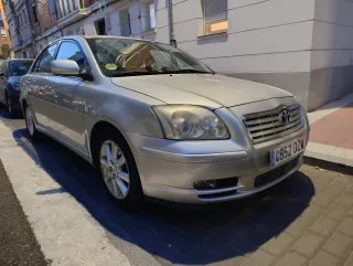 Toyota Avensis 2005