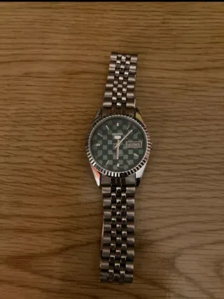 Seiko 5 Vintage Reloj Verde y Plateado