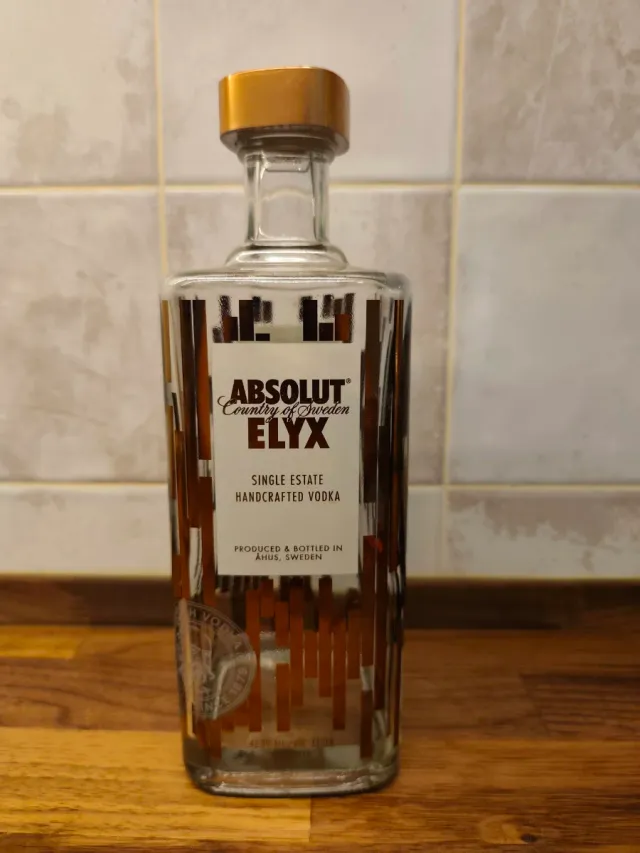 Bottiglia vuota Absolut Elyx