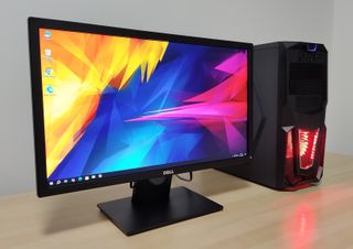 PC Gaming + Monitor 23"
