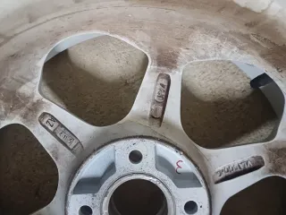 Llantas R15, ET +35, tornilleria 4x100