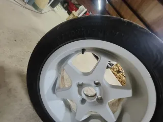 Llantas R15, ET +35, tornilleria 4x100