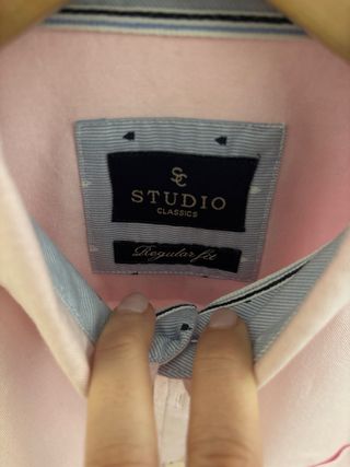 Camisa rosa de vestir para hombre