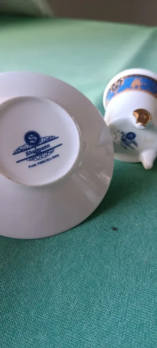 Antica Tazzina e piattino da caffè in porcellana