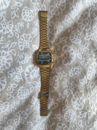 Reloj Casio Dorado Camuflaje mujer