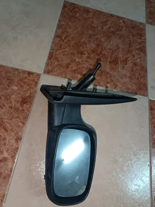 Espejo Retrovisor derecho Clio 3