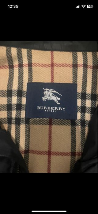 Abrigo Burberry Beige y Negro