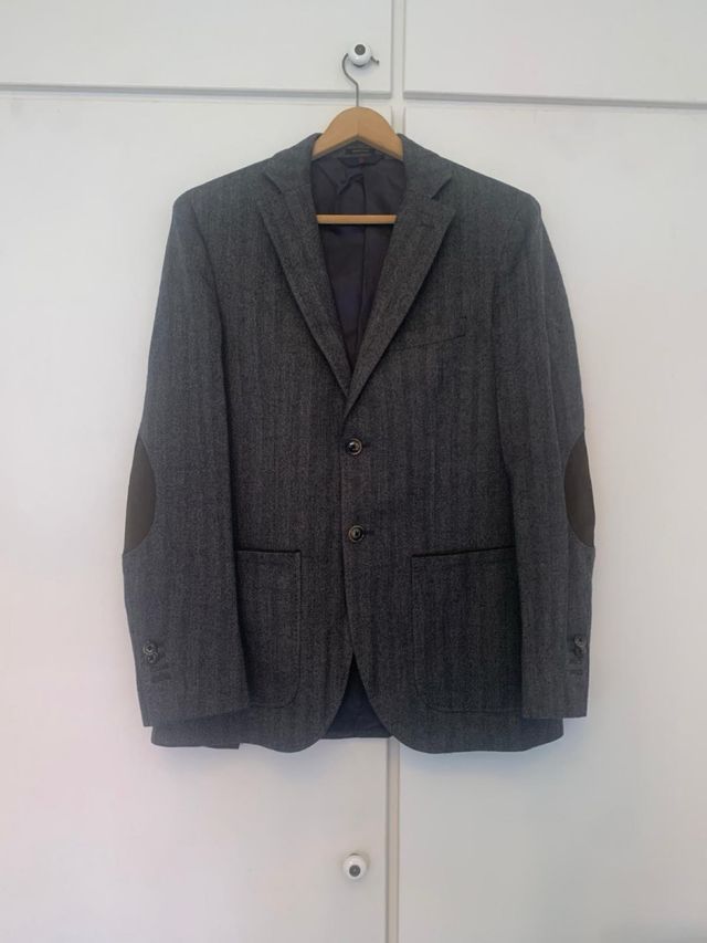 Americana/Blazer gris con coderas
