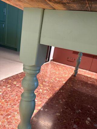 Mesa comedor madera estilo rústico y banco