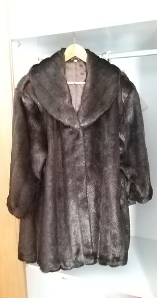 Abrigo Imitación Piel Talla Grande Marrón