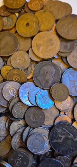 Due kg di monete in bronzo.Vari stati,anni e cond.