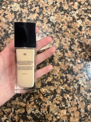 Base de Maquillaje Dior Forever Skin Glow Beige