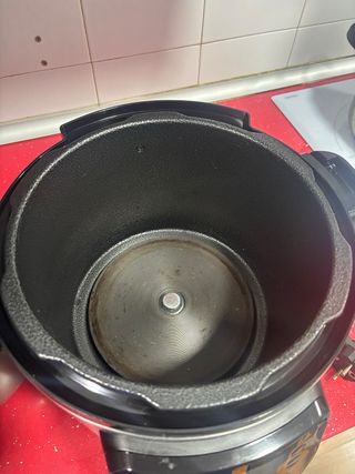 Olla GM H Deluxe buen estado