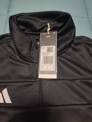 Sudadera Adidas Negra talla S pero talla XS