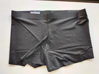 SPANX Sheer Control Boyshort Very Black
