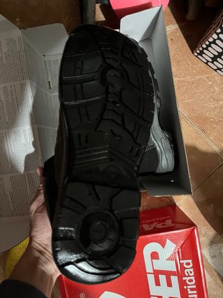 Dos pares zapatos de trabajo Panter